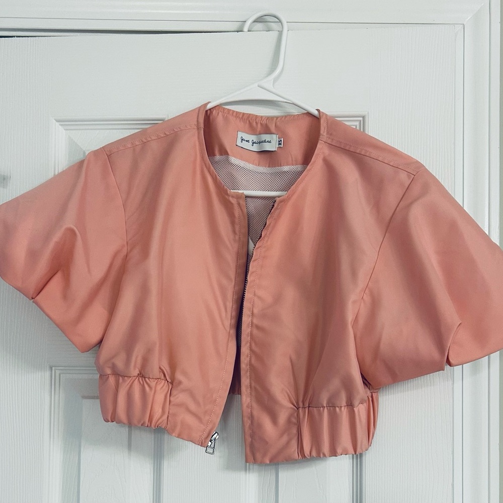 Just Jacqueline Cropped Pink Jacket with Elasticized Hem